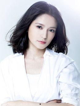 肖茵个人资料图片,光影交织下的璀璨星辉